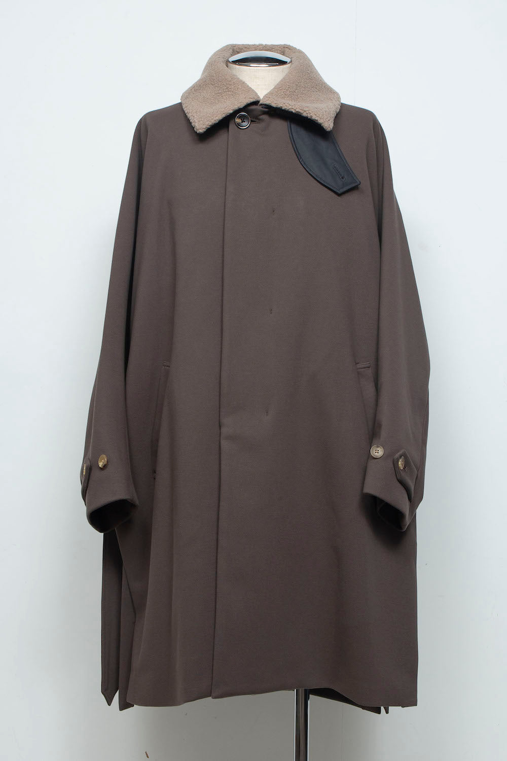 <LAST 1点> LB26AW-CO10-DFB | DOWN FABRICステンカラーコート | BROWN