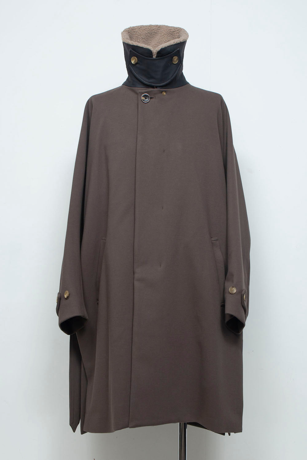 <LAST 1点> LB26AW-CO10-DFB | DOWN FABRICステンカラーコート | BROWN