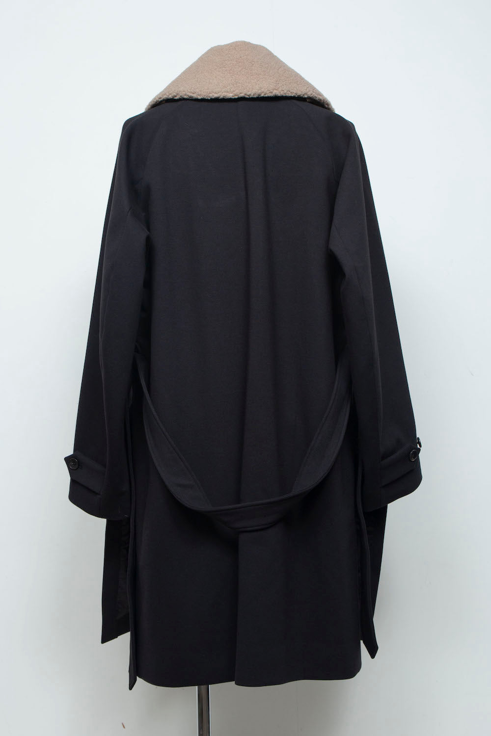 LB26AW-CO10-DFB | DOWN FABRICステンカラーコート | BLACK