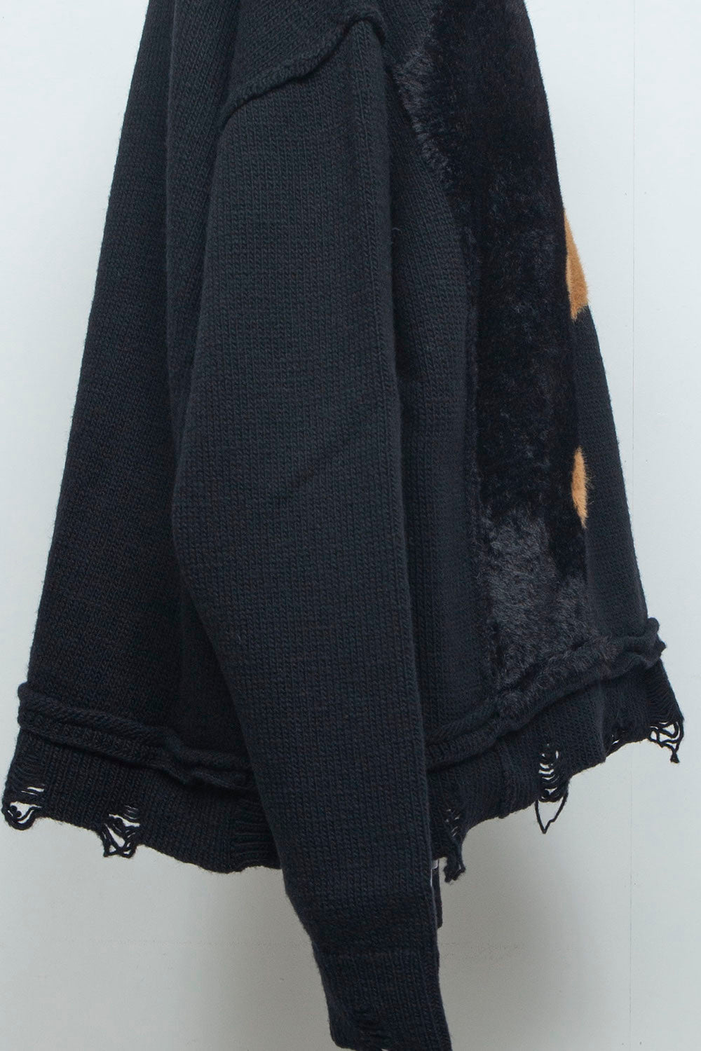 LB26AW-KN11 | ドッグモチーフインターシャセーター | BLACK