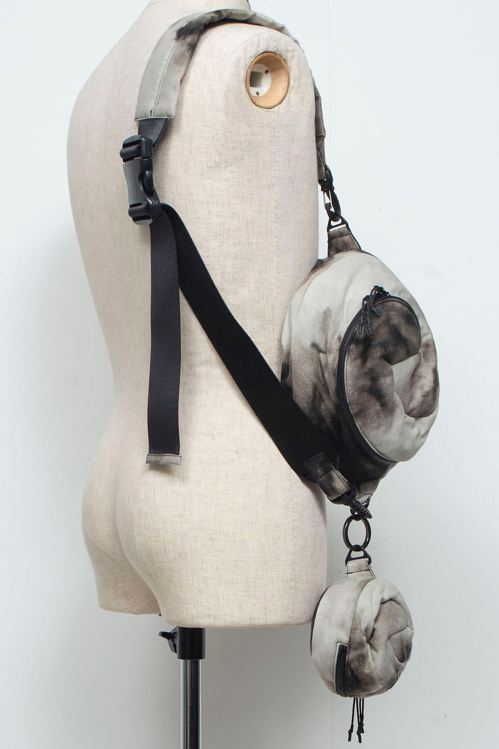 LB26AW-BAG01-MORB | バッグ | BLACK BLEACHED