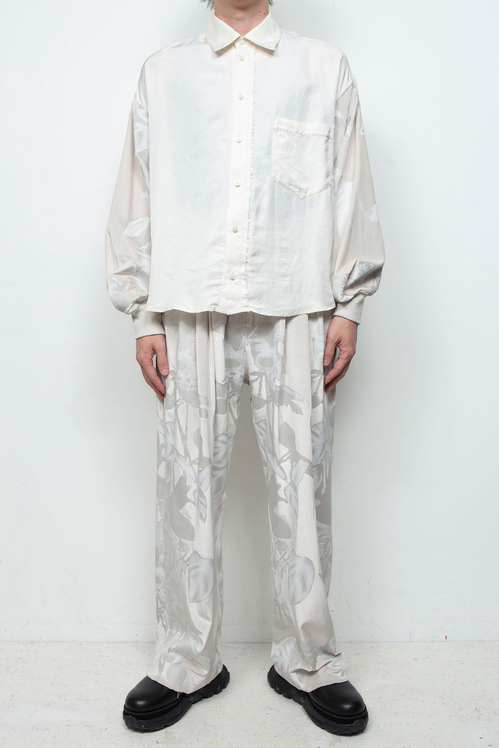 <last>  
LB25AW-SH08-SPV-PVL | Velour Jersey Sleeve Easy Shirt | OFF WHITE x OFF WHITE</last>