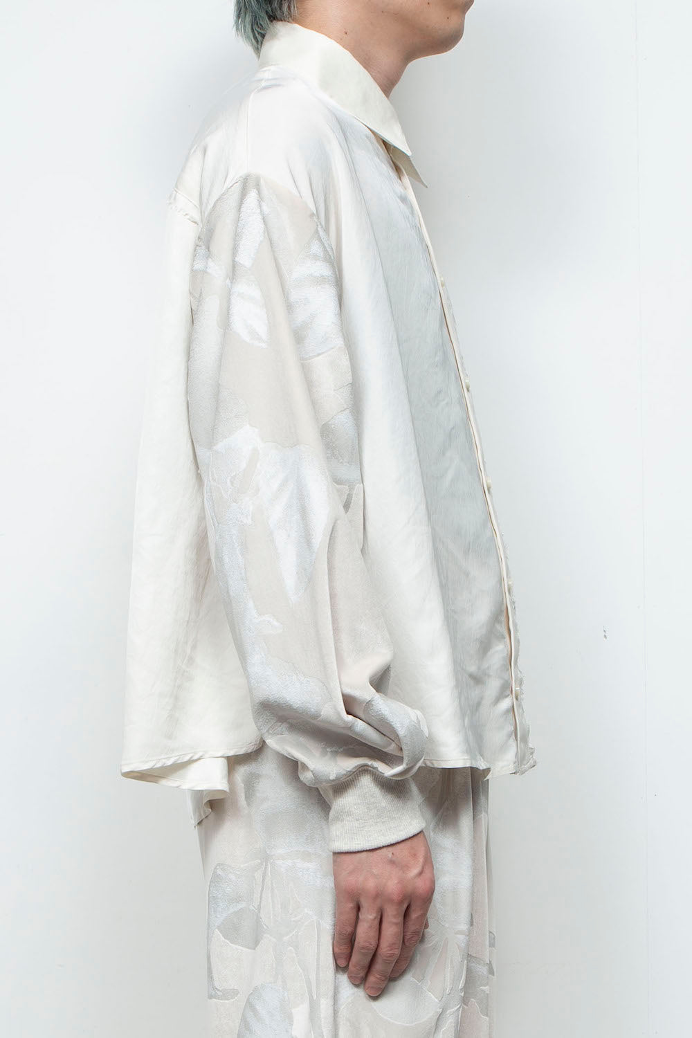 <last>  
LB25AW-SH08-SPV-PVL | Velour Jersey Sleeve Easy Shirt | OFF WHITE x OFF WHITE</last>