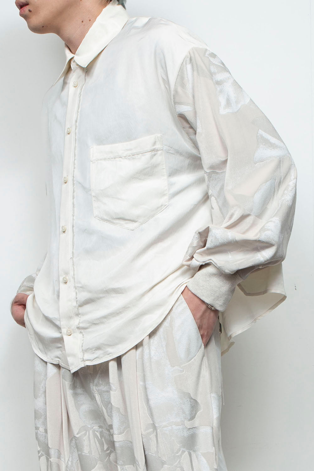 <last>  
LB25AW-SH08-SPV-PVL | Velour Jersey Sleeve Easy Shirt | OFF WHITE x OFF WHITE</last>