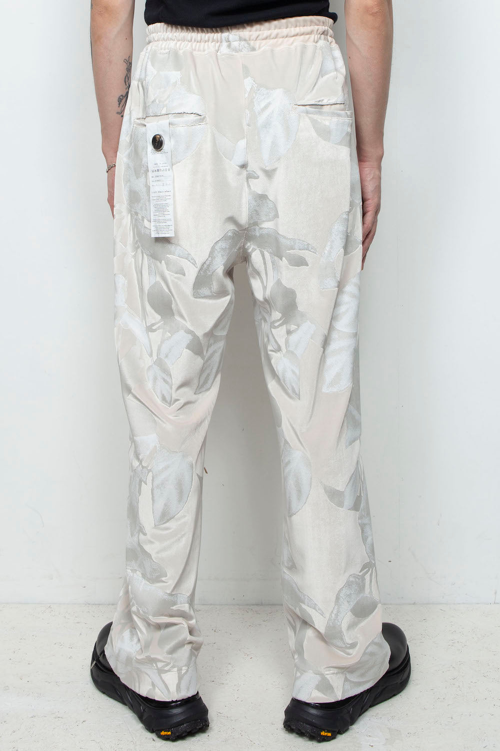 LB25AW-PT08-PVL | 3D Printed Velour Jersey Easy Pants | Off White