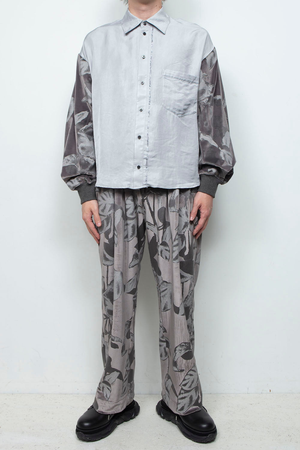 LB25AW-SH08-SPV-PVL | Velour Jersey Sleeve Easy Shirt | SKY GRAY x CHARCOAL