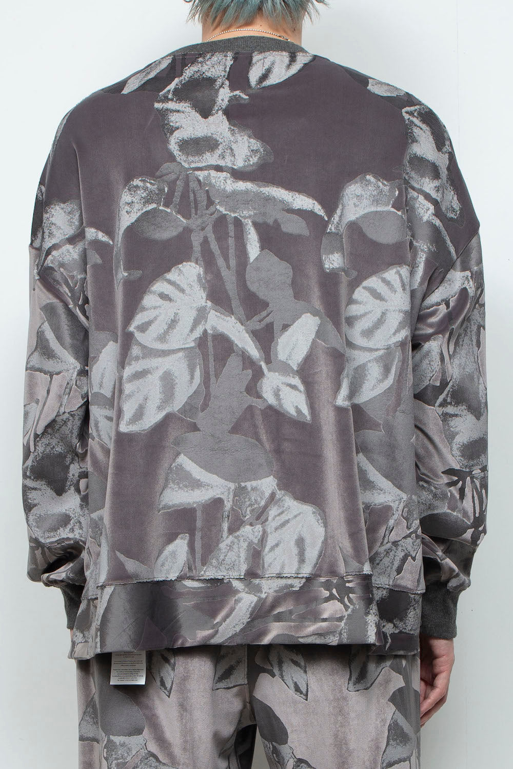 LB25AW-PO08-PVL | 3D Printed Velour Jersey Pullover | Charcoal