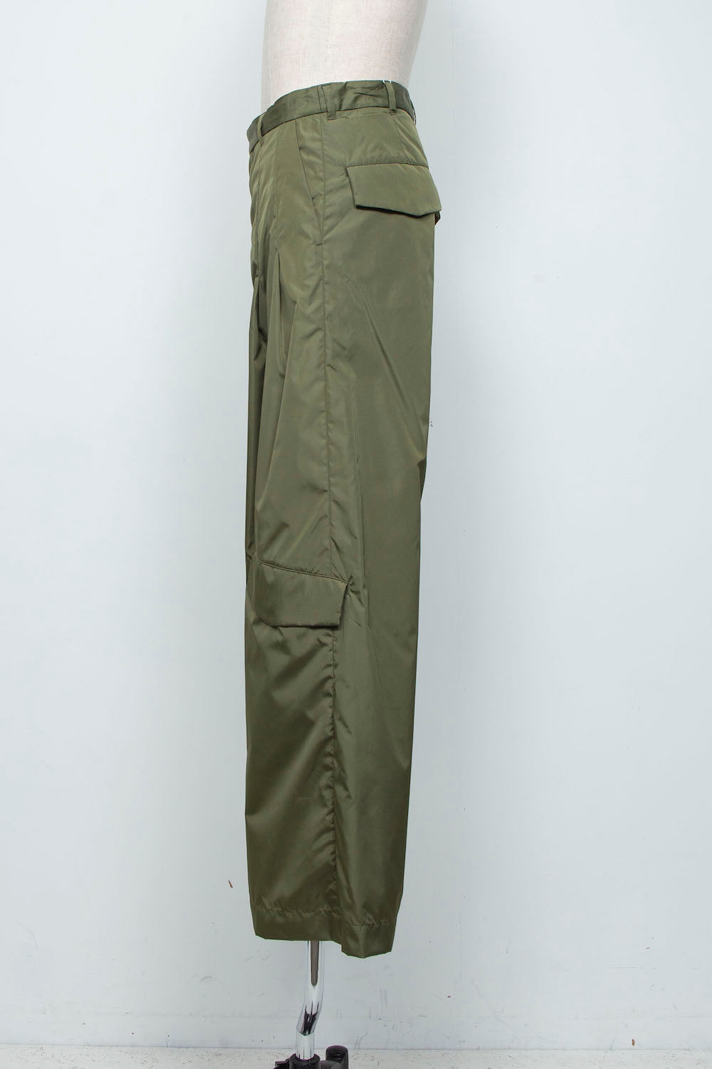 LB26SS-PT09-TRT | TRUSSAIR®︎ TWILL シンフラップバギートラウザー | MILITARY GREEN