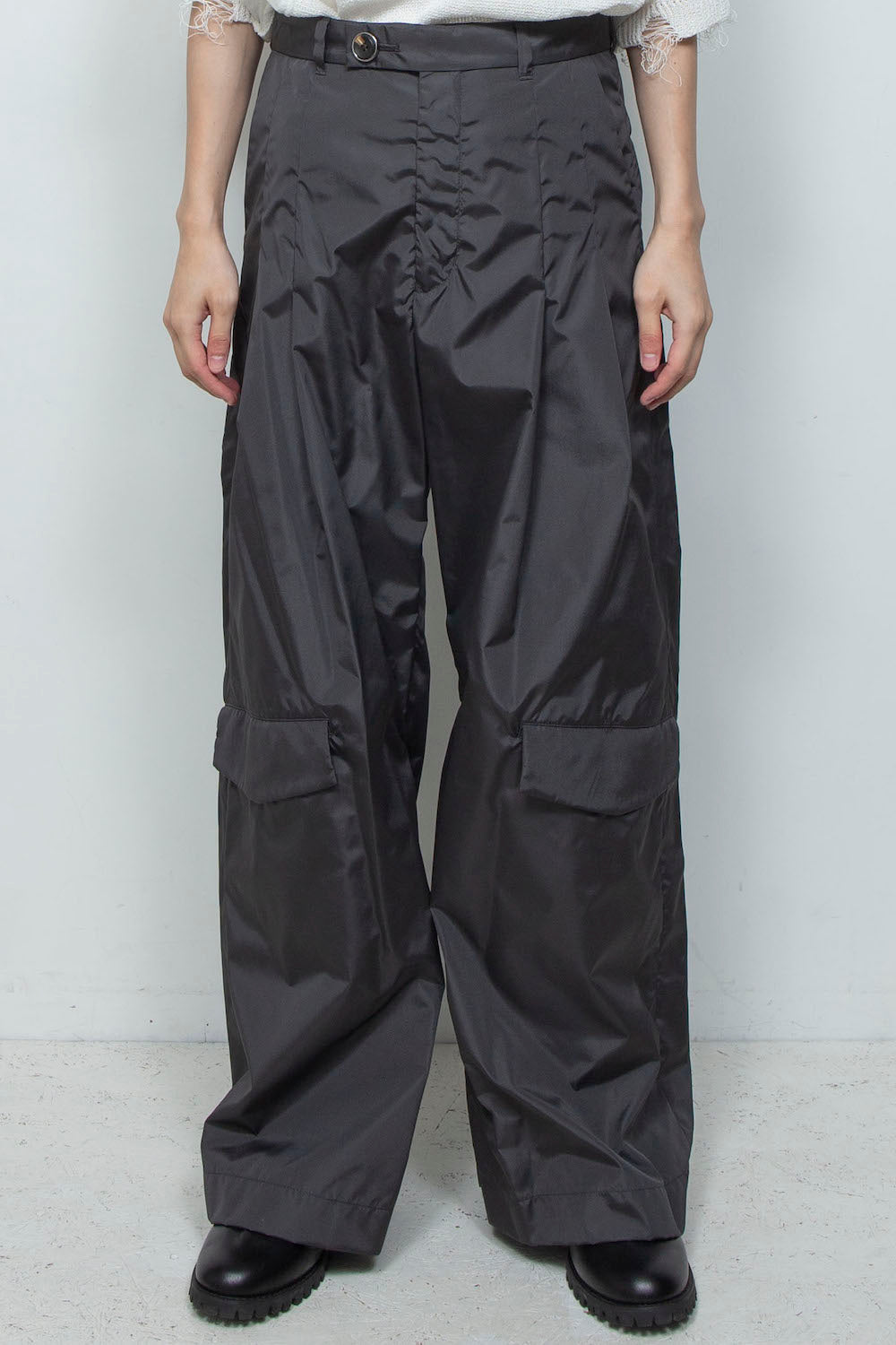 LB26SS-PT09-TRT | TRUSSAIR®︎ TWILL シンフラップバギートラウザー | CHARCOAL