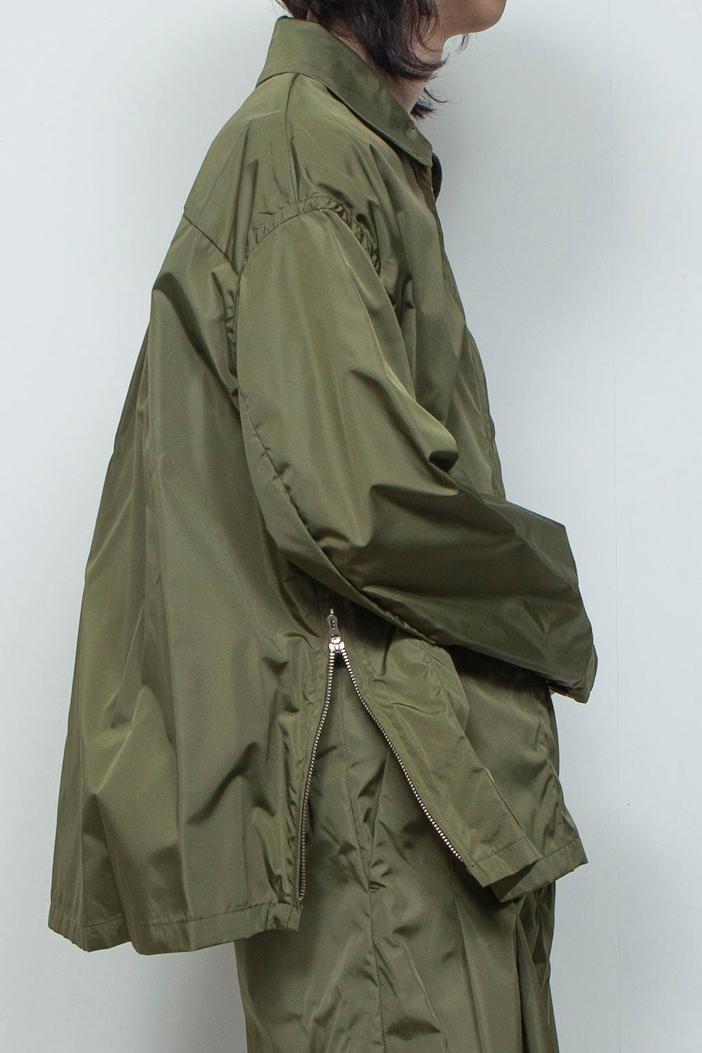 LB26SS-SH10-TRT | TRUSSAIR®︎ TWILL ジップフライカバーオール| MILITARY GREEN