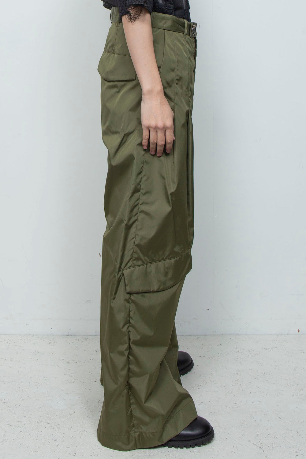 LB26SS-PT09-TRT | TRUSSAIR®︎ TWILL シンフラップバギートラウザー | MILITARY GREEN