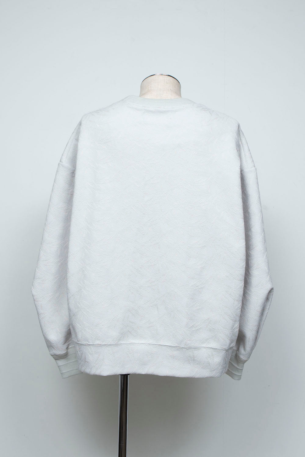 <LAST 1点> LB26SS-PO08-ETJ | フルエンブロイダリージャージープルオーバー | ICE GRAY