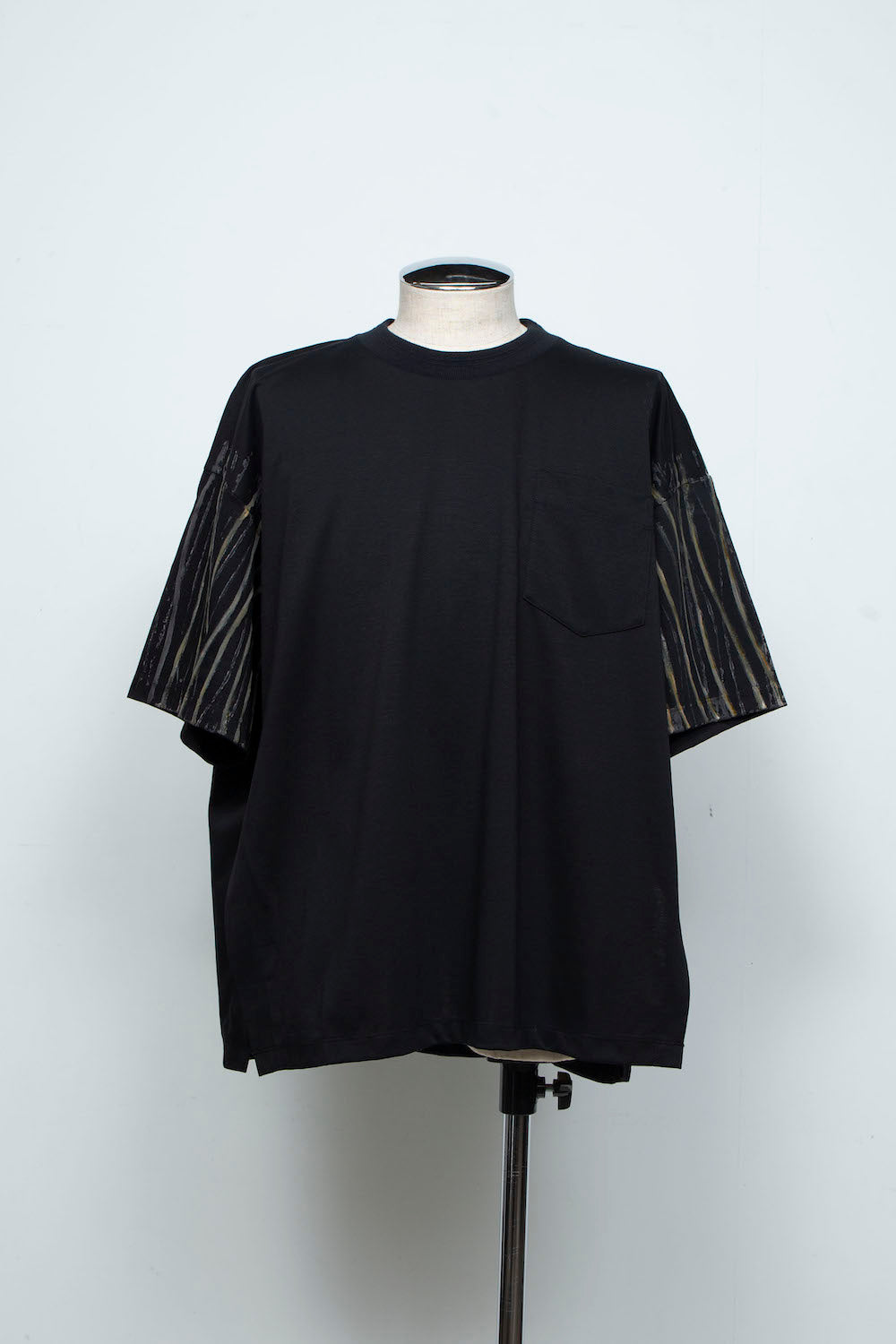 <last>  
LB25AW-TE09-HDP | 优质比马棉手绘T恤 | 白色</last>