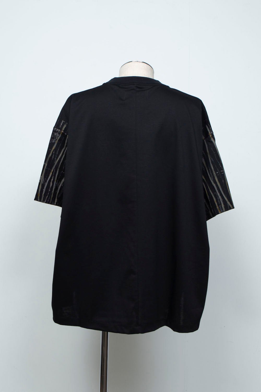 <last>  
LB25AW-TE09-HDP | 优质比马棉手绘T恤 | 白色</last>