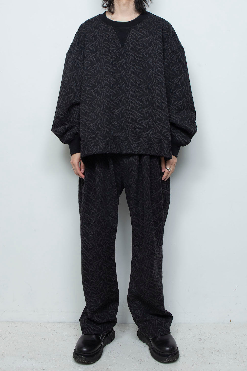 <LAST 1点> LB26SS-PO08-ETJ | フルエンブロイダリージャージープルオーバー | BLACK