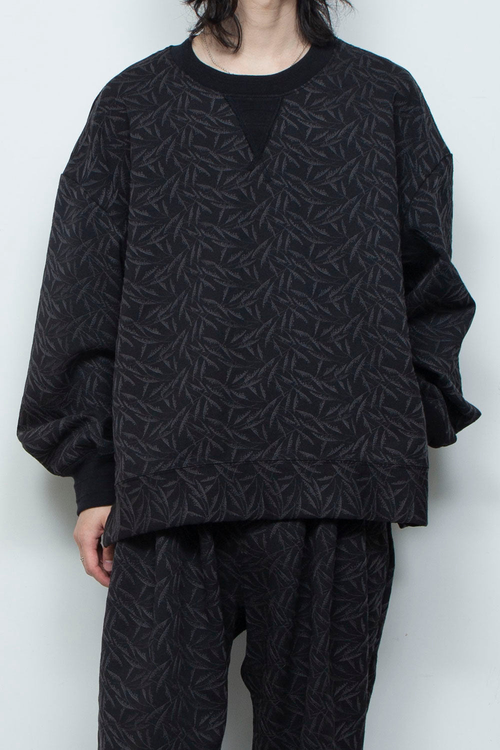 <LAST 1点> LB26SS-PO08-ETJ | フルエンブロイダリージャージープルオーバー | BLACK