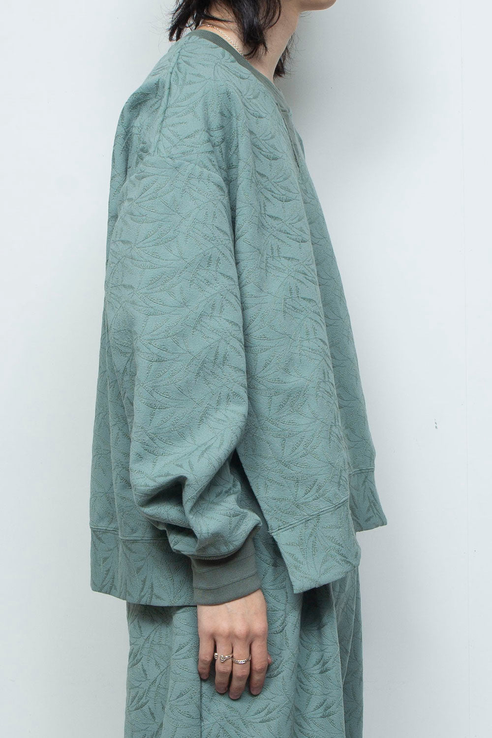 <LAST 1点> LB26SS-PO08-ETJ | フルエンブロイダリージャージープルオーバー | GLASS GREEN