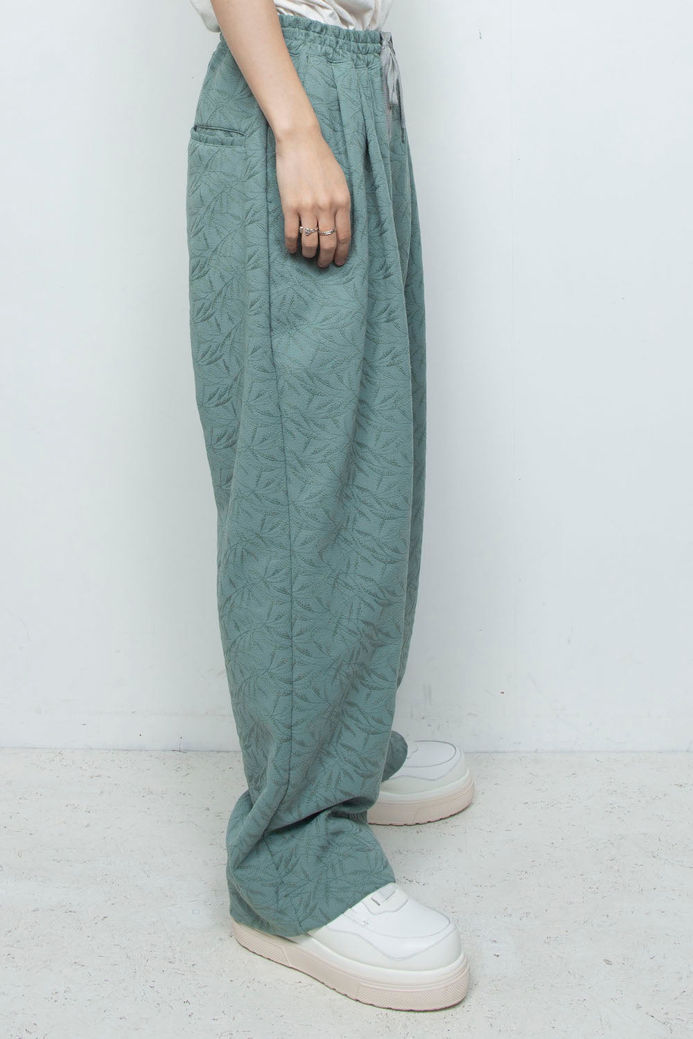 <LAST 1点> LB26SS-PT08-ETJ | フルエンブロイダリージャージーイージーパンツ | GLASS GREEN