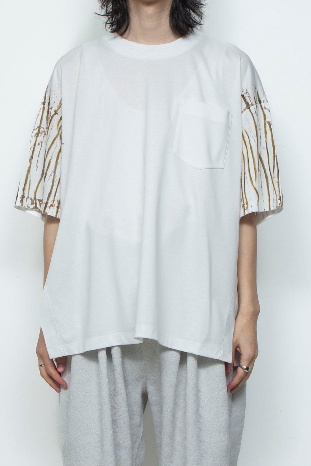 <last>  
LB25AW-TE09-HDP | 优质比马棉手绘T恤 | 白色</last>