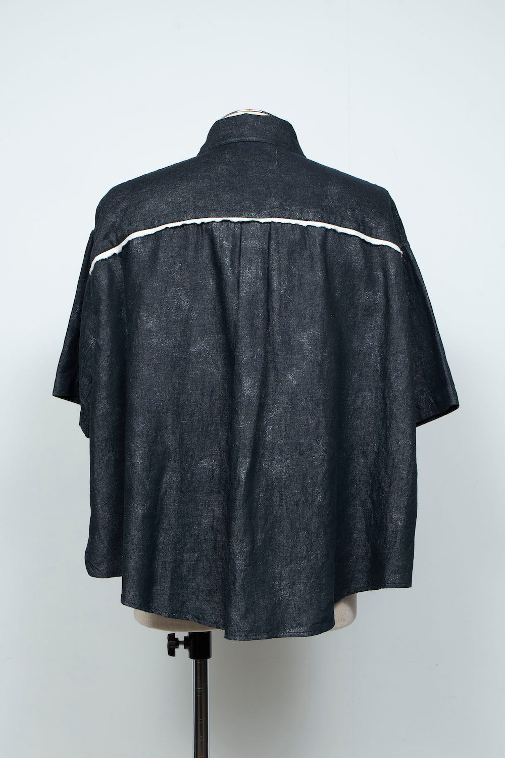 <LAST 1点> LB26SS-SH08-HPD | ホイルプリントショートスリーブコンパクトシャツ | BLACK×FOIL