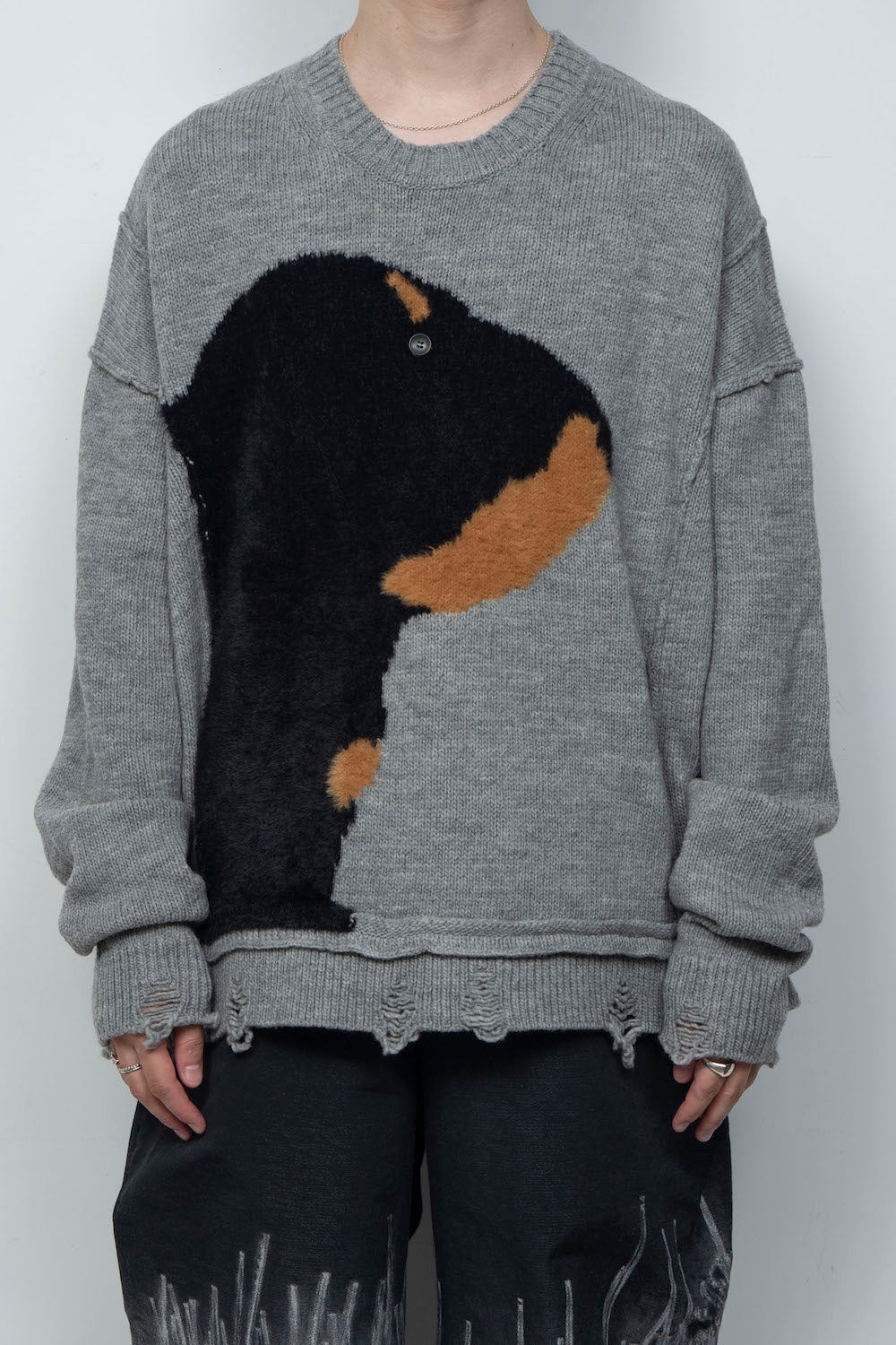 <LAST 1点> LB26AW-KN11 | ドッグモチーフインターシャセーター | LIGHT GRAY