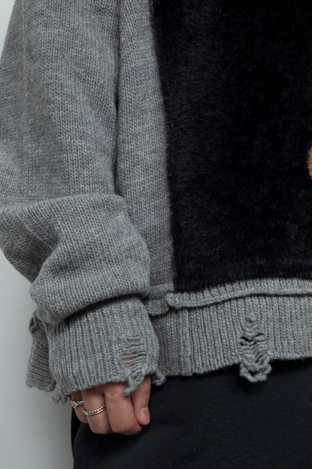 <LAST 1点> LB26AW-KN11 | ドッグモチーフインターシャセーター | LIGHT GRAY