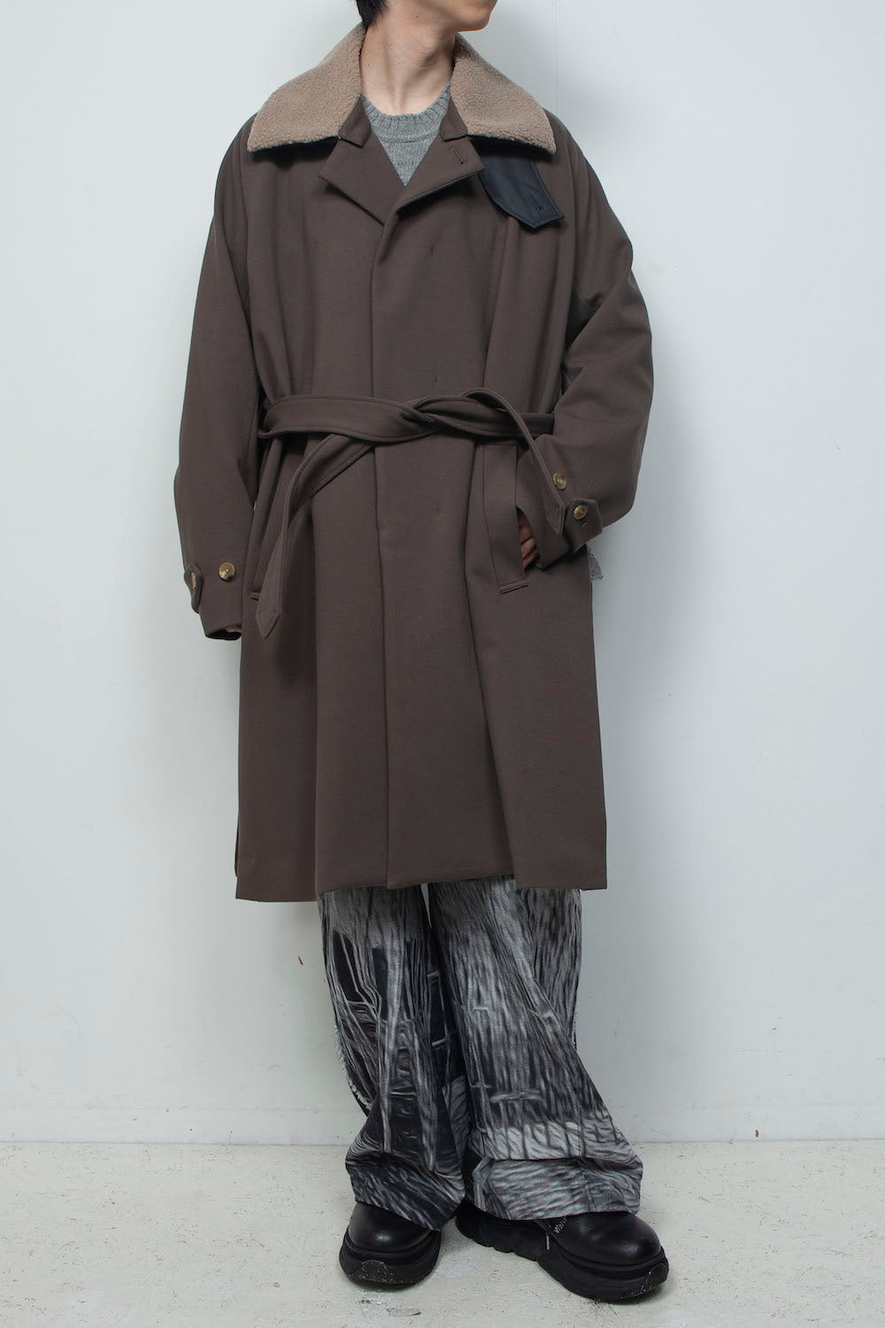 <LAST 1点> LB26AW-CO10-DFB | DOWN FABRICステンカラーコート | BROWN