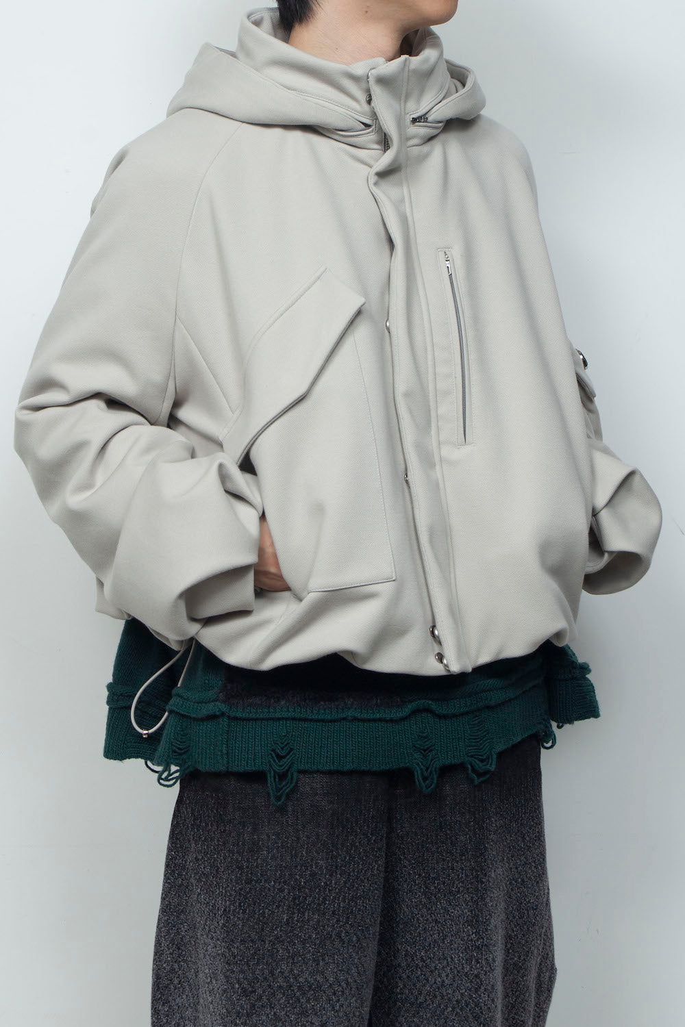 LB26AW-BL03-DFB | DOWN FABRICショートフードブルゾン | LIGHT GRAY
