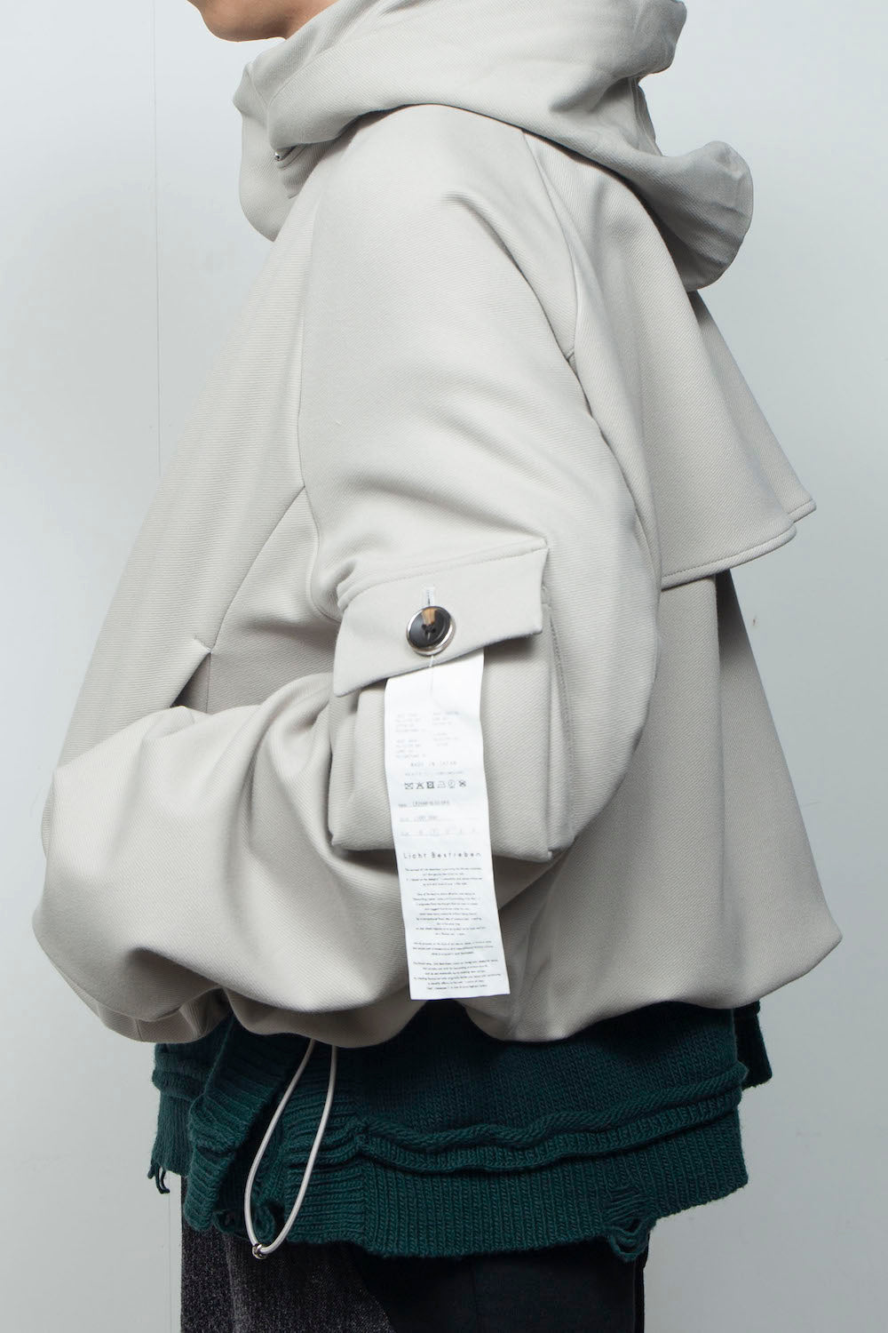 LB26AW-BL03-DFB | DOWN FABRICショートフードブルゾン | LIGHT GRAY