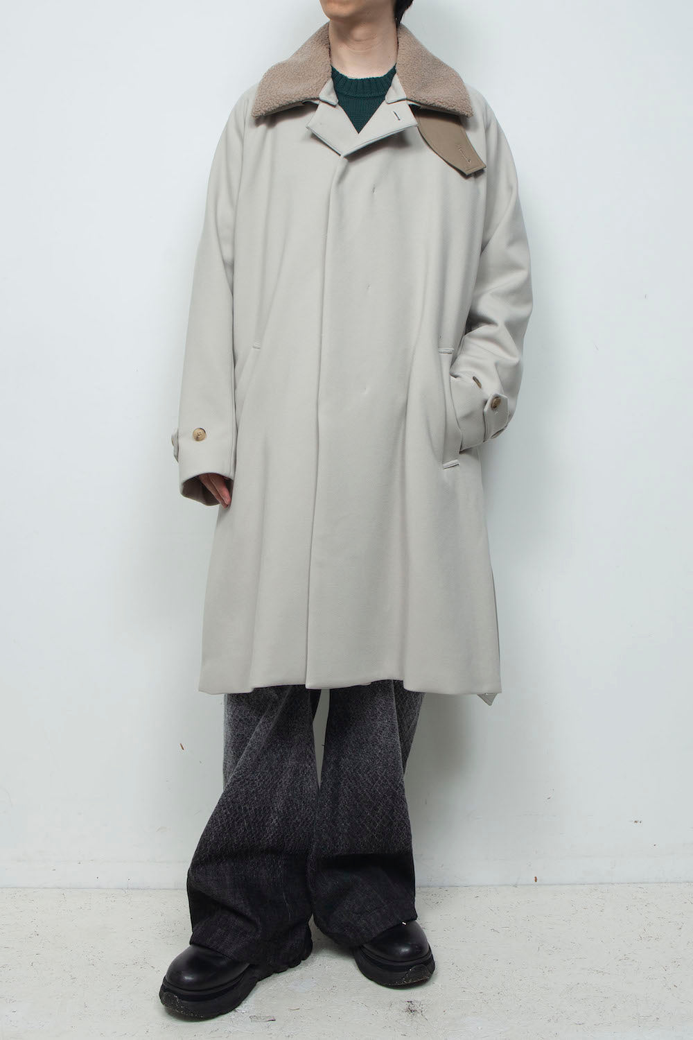 <LAST 1点> LB26AW-CO10-DFB | DOWN FABRICステンカラーコート | LIGHT GRAY