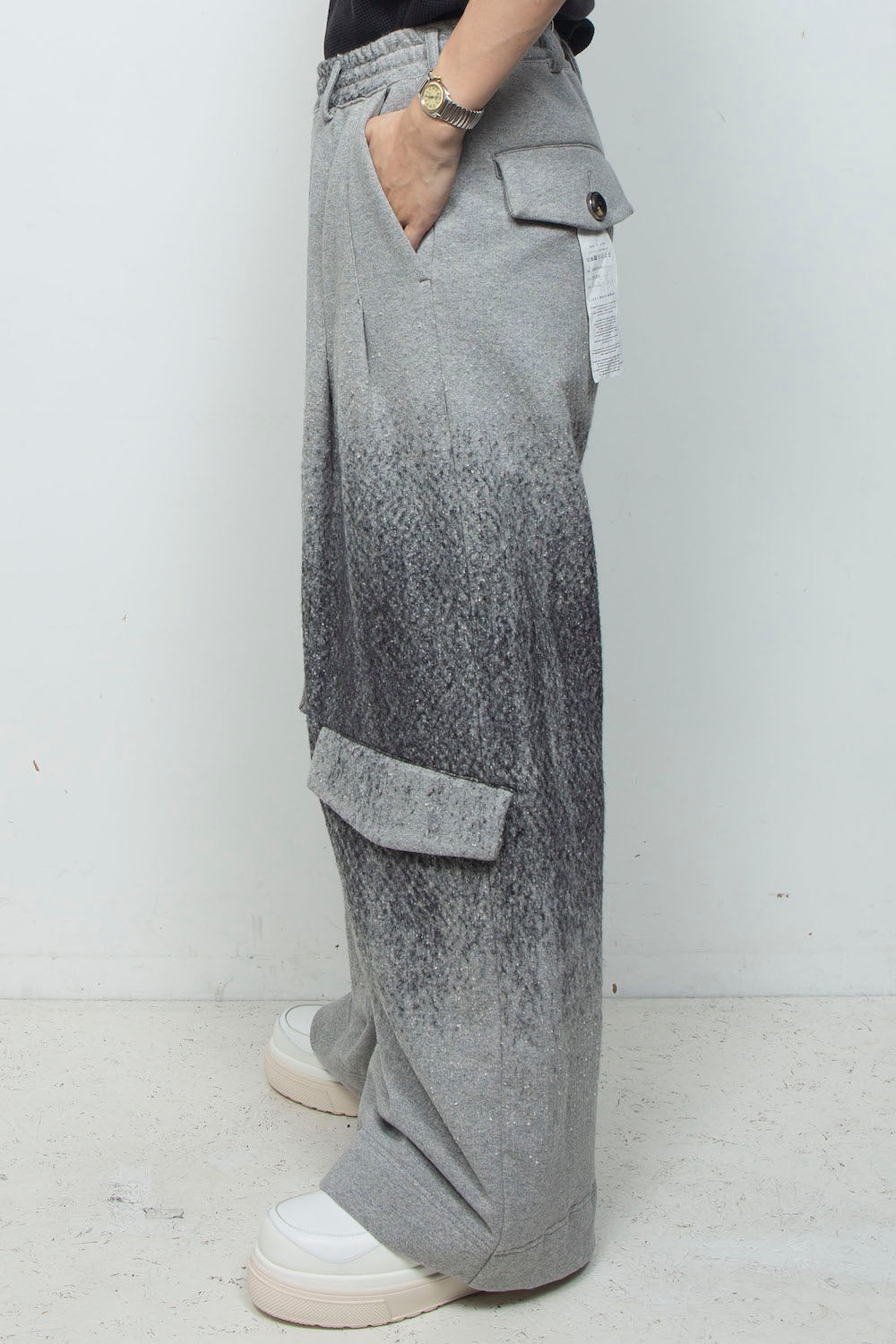 LB26AW-PT09-NDJ | グラデーションニードルパンチシンフラップバギーパンツ2.0 | GRAY BASED