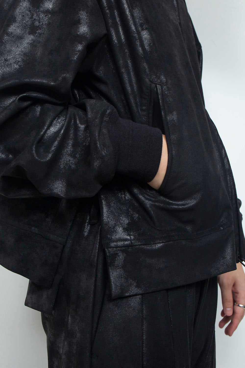 LB26AW-HD09-FFN | FAKE-FAKE-LEATHERダブルジップフーディ | BLACK