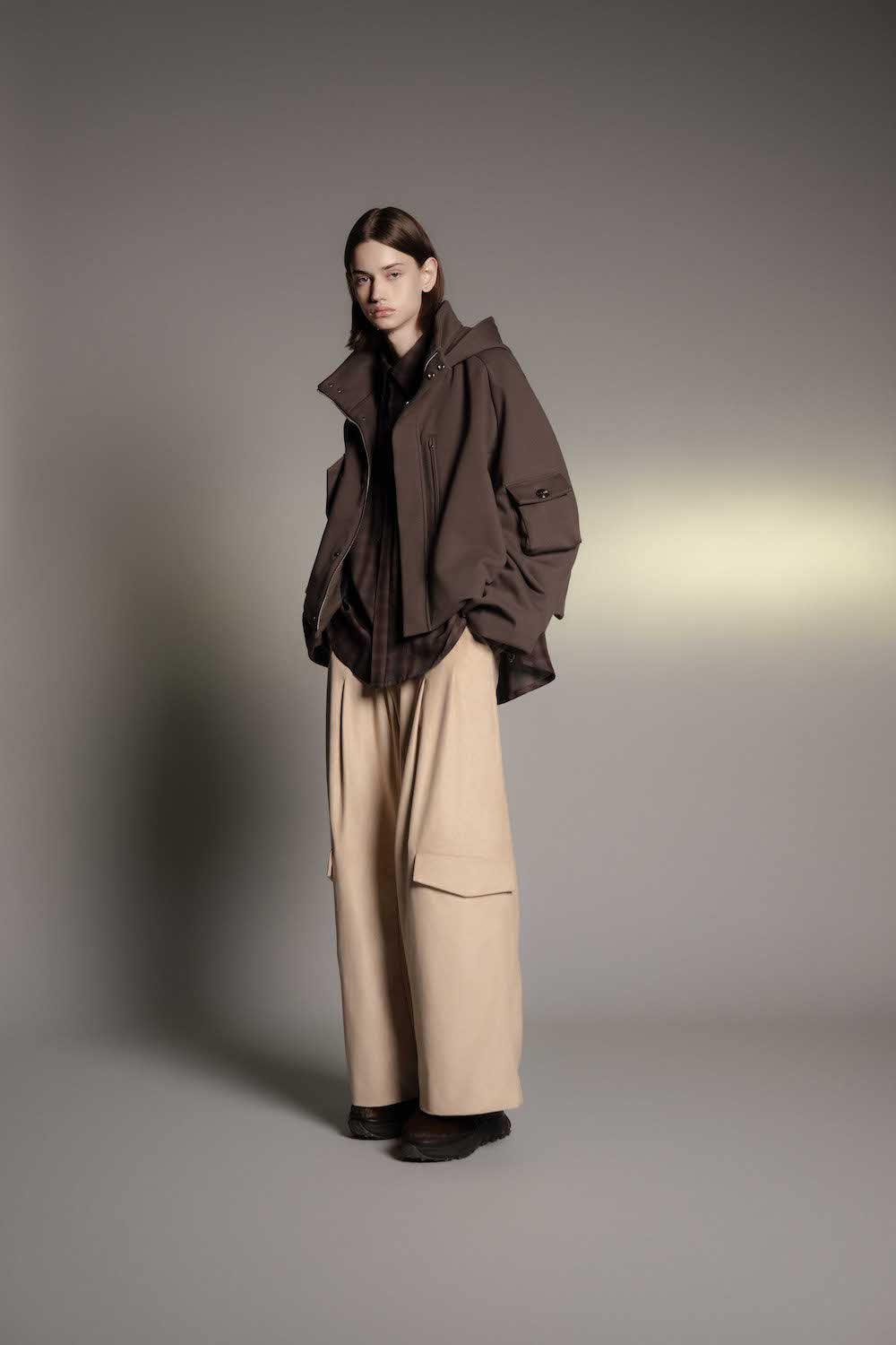 LB26AW-BL03-DFB | DOWN FABRICショートフードブルゾン | BROWN