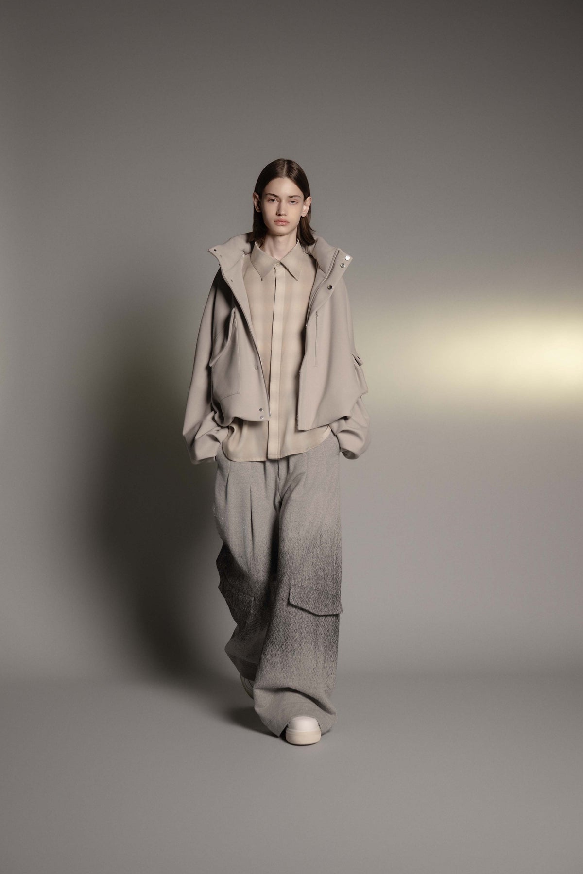 LB26AW-PT09-NDJ | グラデーションニードルパンチシンフラップバギーパンツ2.0 | GRAY BASED