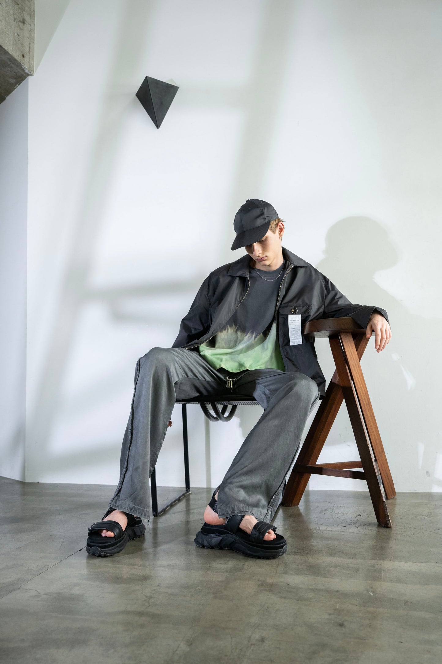 LB26SS-SH10-TRT | TRUSSAIR®︎ TWILL ジップフライカバーオール| CHARCOAL