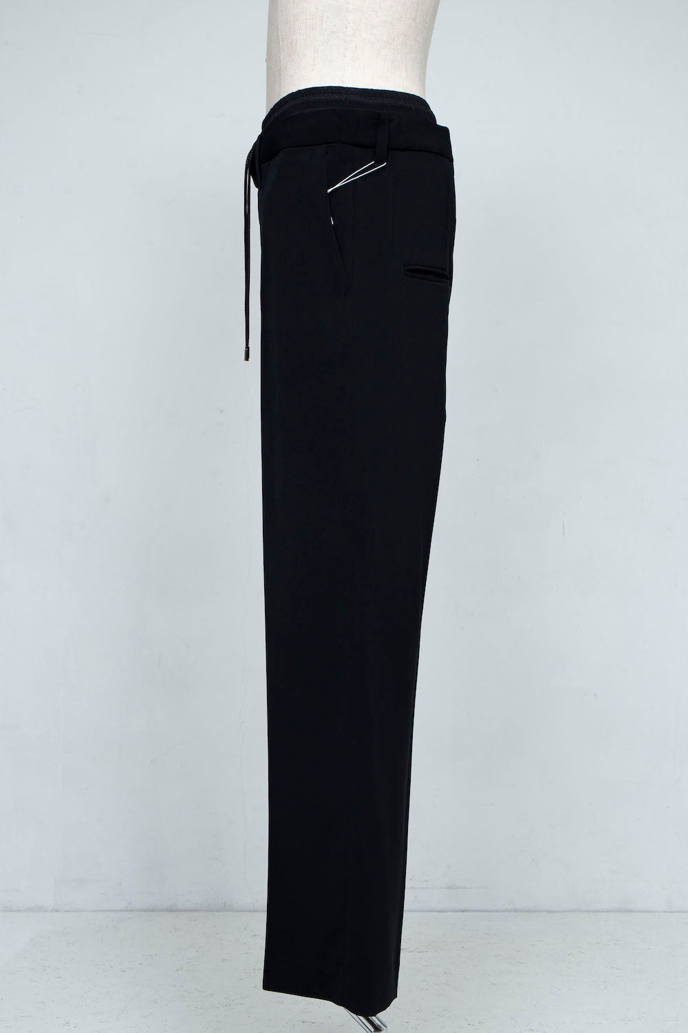 LB24SS-PT06-SLV-PL | 双腰直筒长裤 | 黑色
