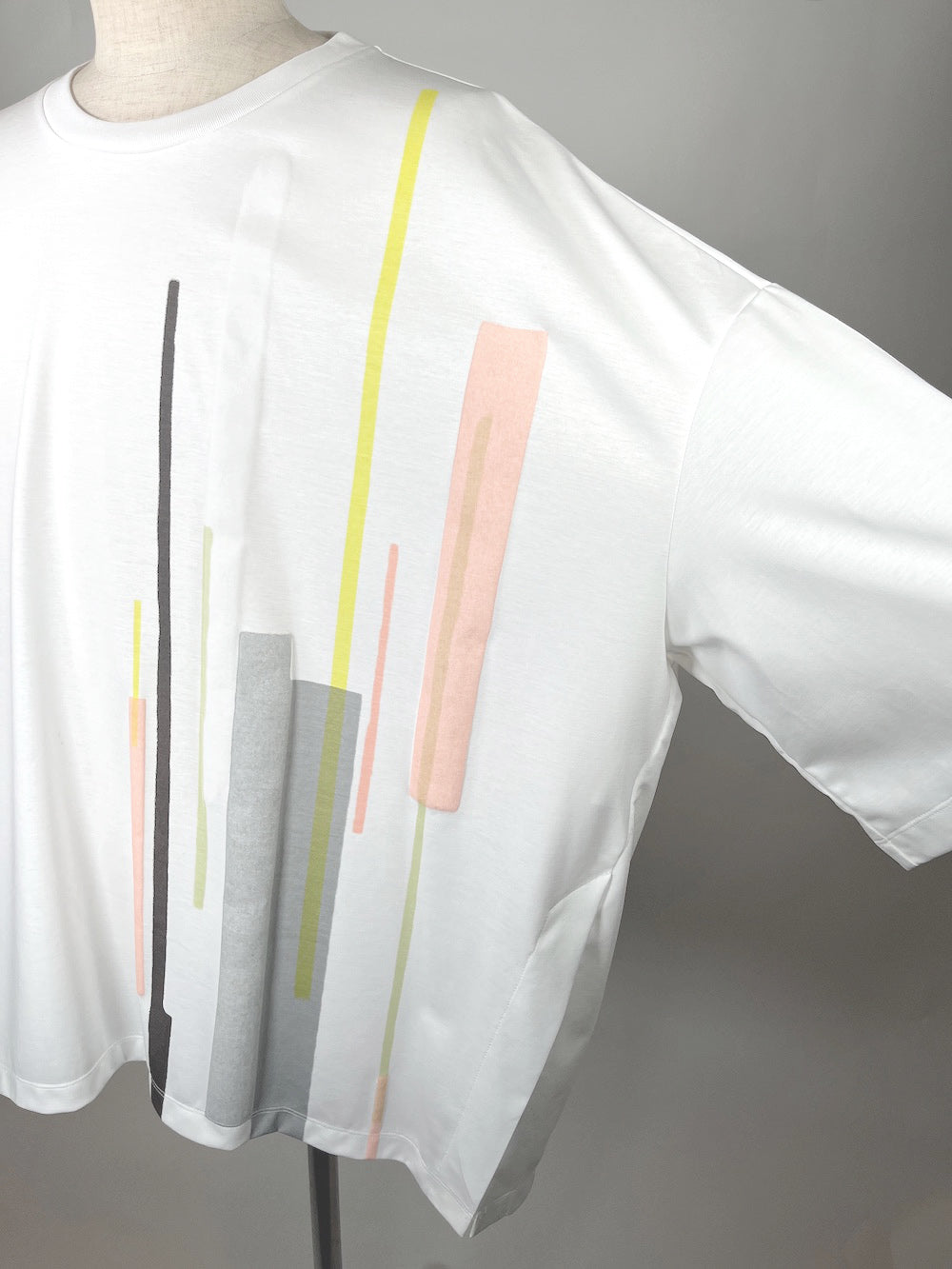 LB23SS-TE03-FPR | Mix Print Side Vent T-shirt | WHITE